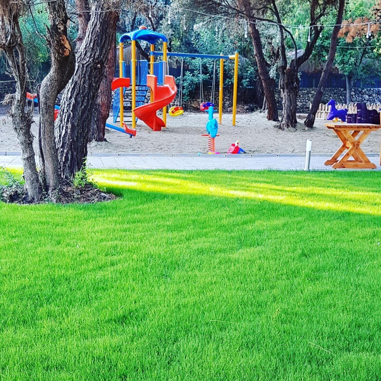 Green Pine Beach & Bungallows هيسارونو المظهر الخارجي الصورة
